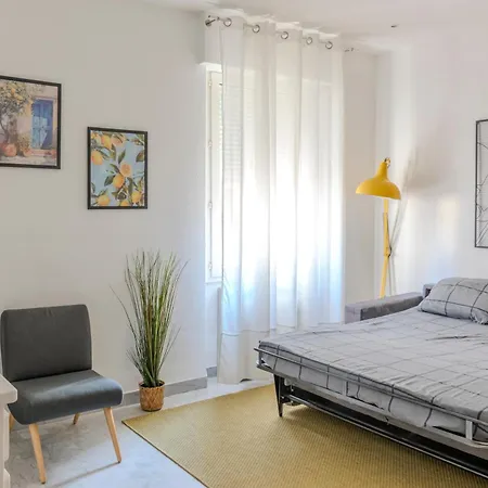 Lovely Renovated 45m2 In The Hearth Of Apartament *