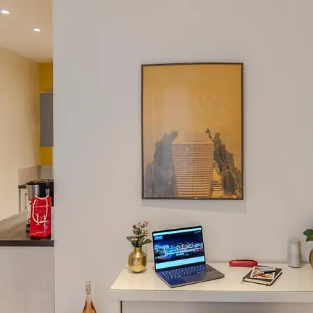 Lovely Renovated 45m2 In The Hearth Of Apartman
